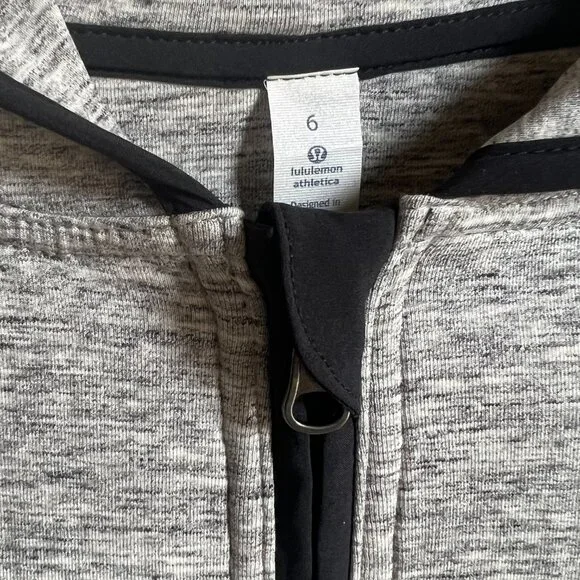 LULULEMON | Insculpt Reversible Hooded Vest Gray and Black Size 6 - Picture 3 of 7